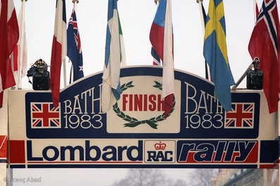 32Âª Lombard RAC Rally 1983
Round 12 of the FIA World Rally Championship 1983

Salida: 19 Noviembre 1983 en Bath
Final: 23 Noviembre 1983 en Bath

El Rally tenia un total de 2231 km de los que 835.33 km divididos en 59 tramos eran especiales, (2 de ellas fueron canceladas SS22 Wark de 38.14 Km y SS41).

Se inscribieron 139 equipos, tomaron la salida 127, finalizaron 61.
Palabras clave: Gran_Bretaña;Detalles;1983;Inglaterra
