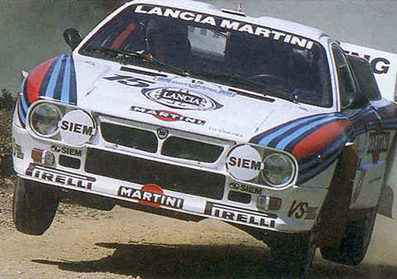 Attilio Bettega - Maurizio Perissinot
30º Rothmans Acropolis Rally 1983. Lancia Rally 037. Clasificado 5º.

Del 30 de Mayo al 2 de Junio, Atenas, Grecia.
Superficie: tierra.

El Rally tenia un total de 2264 km de los que 843.30 km divididos en 45 tramos eran especiales, (uno de ellos fue cancelado SS22 Tsouka de 6.57 km).

Tomaron la salida 120 equipos, finalizaron 36.@
Palabras clave: ;Lancia;Rally;Grecia;Grupo_B;1983;Acropolis