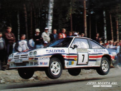 Henri Toivonen - Fred Gallagher
33º 1000 Lakes Rally 1983. Opel Manta 400 (GG-CT 310). Abandonó por daños de motor a causa de una salida de pista en SS39 Kraakkio de 10.51 Km.
Rothmans Opel Rally Team

Del 26 al 28 de Agosto, Jyväskylä, Finlandia.
Superficie: tierra.

El Rally tenia un total de 1461.00 km de los que 472.63 km divididos en 50 tramos, eran especiales.

Se inscribieron 180 equipos, tomaron la salida 174, finalizaron 71.@
Palabras clave: Henri_Toivonen;opel;manta;Finlandia;grupo_b;1983