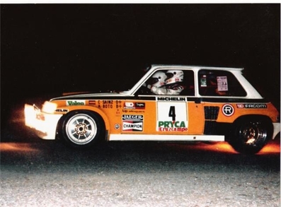Carlos Sainz Cenamor - Antonio Boto
8º Rally Sierra Morena 1985. Renault 5 TdC. Clasificado 2º.
Piloto Oficial de Renault España. Subcampeòn de España de Pilotos de Rallyes@
Palabras clave: ;Renault;Turbo;Sierra_Morena;1985;Grupo_B