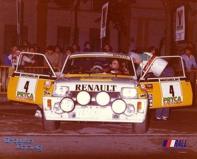 Carlos Sainz Cenamor - Antonio Boto
8º Rally Sierra Morena 1985.

SUBCAMPEÓN de España de Pilotos de Rallyes (Renault 5 Turbo Tour de Corse Gr.B).

Piloto Oficial de Renault España.@
Palabras clave: ;Renault;Turbo;Sierra_Morena;1985;Grupo_B