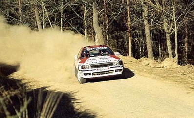 Carlos Sainz Cenamor - Luís Rodríguez Moya
24º Rally de Portugal 1990. Toyota Celica GT-4 (ST165). Retirado por transmisiòn.
Palabras clave: ;Luis_Moya;Toyota;Celica;GT;Portugal;1990