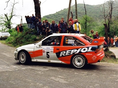 Carlos Sainz Cenamor - Luís Rodríguez Moya
41º Tour de Corse - Rallye de France 1997. Ford Escort WRC (P8 FMC). Clasificado 2º.

Del 5 al 7 de Mayo, Ajaccio, Córcega, Francia.
Superficie: asfalto.

El Rally tenia un total de 998.16 km de los que 408.02 km divididos en 18 tramos eran especiales.

Tomaron la salida 60 equipos, finalizaron 39.@
Palabras clave: ;Luis_Moya;Toyota;Corolla;WRC;Corcega;Corse;1997