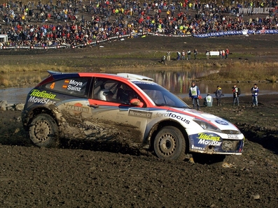 Carlos Sainz Cenamor - Luís Rodríguez Moya
58º Network Q RAC Rally 2002. Ford Focus RS WRC 02. Clasificado 3º.
El Rally tenia un total de 1641.37 km de los que 391.89 km divididos en 17 tramos, eran especiales, (una de ellas fue cancelada SS4 Brechfa 2 de 23.12 Km).
Se inscribieron 94 participantes, tomaron la salida 85, finalizaron 38.@
Palabras clave: ;Luis_Moya;Ford;Focus;RS;WRC;Gran_Bretaña;2002