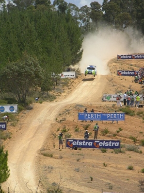 Marcus Grönholm - Timo Rautiainen
19º Rally de Australia 2006. Ford Focus RS WRC 06. Clasificado 5º.
Palabras clave: ;Timo_Rautiainen;Ford;Focus;RS;WRC;Australia;2006;
