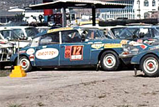 Robert Neyret - Jacques Terramorsi
Daily Mirror London-Mexico World Cup Rally 1970. Citröen DS21. Abandonó.

Anécdota:
Durante los 15 dias que duró el traslado de Lisboa a Rio de Janeiro, se fue a correr el Rally de Marruecos, ganándolo.

Del 19 de Abril al 27 de Mayo, Londres - Mexico.
Superficie: tierra - asfalto.

ITINERARIO:
Reino Unido, Francia, Alemania Occidental, Austria, Hungría, Yugoslavia, Bulgaria, regreso a Yugoslavia, Italia, Sur de Francia, España, Portugal.
REINICIO:
Brasil, Uruguay, Argentina, Chile, regreso a Argentina, Bolivia, Perú, Ecuador, Colombia, Panamá, Costa Rica, Nicaragua, Honduras, El Salvador, Guatemala y México.

La prueba constaba de 29 tramos especiales con un total de 25.750.00 km incluyendo los tramos de enlace.

Tomaron la salida 96 equipos, finalizaron 26.
@
Palabras clave: ;Londres-Mexico;Citroen;DS21;1970