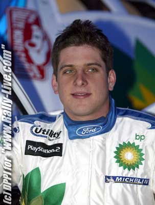 François Duval
72º Rallye Automobile de Monte-Carlo 2004. Ford Focus RS WRC 03 (EK52 LNP). Clasificado 3º.
Copiloto: Stéphane Prévot.

Del 23 al 25 de Enero, Monaco.
Superficie: asfalto.

El Rally tenia un total de 1,331.92 Km de los que 389.12 Km divididos en 15 tramos, eran especiales (2 de ellos fueron cancelados SS1 Selonnet - Breziers 1 de 22.64 Km y SS10 Tourette du Chateau - St Antonin 2 de 24.80 Km. Uno de ellos se dio con tiempo de tramo teórico a todos los equipos, SS8 Tourette du Chateau - St Antonin 1 de 24.80 Km).

Se inscribieron 45 equipos, tomaron la salida 43, finalizaron 20.@
Palabras clave: Montecarlo;2004;Personajes