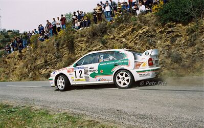 Llui­s Climent - Alex Romaní
36º Rallye Catalunya - Costa Brava - Rallye de España 2000. Skoda Octavia WRC (MBN 44-31). Abandonó por accidente en SS14 St Julia - Arbucies 2 de 36.85 Km.

Del 30 de Marzo al 2 de Abril, Lloret de Mar, Girona, Catalunya, España.
Superficie: asfalto.

El Rally tenia un total de 1874.7 km de los que 383.09 km divididos en 15 tramos eran especiales.

Se inscribieron 95 equipos, tomaron la salida 91, finalizaron 55.

© Petr Fitz
@@
Palabras clave: ;Skoda;Octavia;WRC;Catalunya;España;Spain;2000