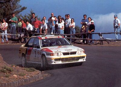 Erwin Weber - Manfred Hiemer
33º Rali Vinho da Madeira 1992. Mitsubishi Galant VR-4 (GG-V 6). Clasificado 4º.
Mitsubishi Motors Deutschland

Del 6 al 9 de Agosto, Funchal, Madeira, Portugal.
Superficie: asfalto.

El Rally constaba de dos etapas y 298.08 km cronometrados divididos en 29 tramos especiales.

Tomaron la salida 111 equipos, finalizaron 46.@
Palabras clave: Mitsubishi;Galant;VR-4;Madeira;1992