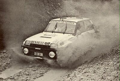 Jean Ragnotti - Pierre Thimonier
5º Rallye Terre de Provence 1984. Renault 5 Turbo "Tour de Corse" (21 QV 28). Clasificado 2º.

Del 18 al 19 de Mayo, Digne, Francia.
Superficie: tierra.

Desconocemos de cuantos kilómetros tanto totales como especiales tenia la prueba.

Tomaron la salida 102 equipos, finalizaron 62.@
Palabras clave: ;Renault;Grupo_B;Provence;Francia;1984