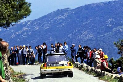 Jean Ragnotti - Jean-Marc Andrié
25º Tour de Corse - Rallye de France 1981. Renault 5 Turbo (440 VB 91). Abandonó por problemas eléctricos en SS16 Calvi - Fango de 32.50 Km.

Del 30 de Abril al 2 de Mayo, Ajaccio, Córcega, Francia.
Superficie: asfalto.

El Rally tenia un total de 1613.00 km de los que 1144.60 km divididos en 24 tramos, eran especiales.

Se inscribieron 126 equipos, tomaron la salida 120, finalizaron 42.@
Palabras clave: ;Renault;Turbo;Corcega;Corse;1981