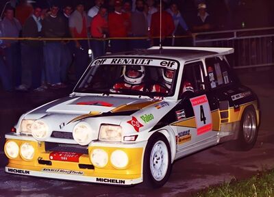 Carlos Sainz Cenamor - Antonio Boto
23º Rallye Internacional Principe de Asturias 1986. Renault 5 Maxiturbo (2-M-5368-P). Clasificado 2º.

A 2m 1s del Lancia Delta S4 (TO-77891E) de Fabrizio Tabaton - Luciano Tedeschini.

Del 19 al 21 de Septiembre, Oviedo, España.
Superficie: asfalto.

El Rally tenia un total de 293.70 km cronometrados divididos en 24 tramos especiales.

Tomaron la salida 57 equipos, finalizaron 34.
@
Palabras clave: ;Grupo_B;Renault;Maxi;Turbo;Principe_Asturias;1986;España;Spain