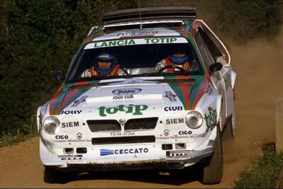 Dario Cerrato - Giuseppe Cerri
9º Rally Costa Smeralda 1986. Lancia Delta S4 "Jolly Club Totip" (A6 37354). Clasificado 3º.

Del 16 al 18 de Abril, Porto cervo, norte de Cerdeña, Italia.
Superficie: tierra.

El Rally constaba de 546.00 Km cronometrados divididos en 35 tramos especiales.

Tomaron la salida 79 equipos, finalizaron 32.@
Palabras clave: Lancia;Delta;S4;Grupo_B;Costa_Esmeralda;1986;Smeralda