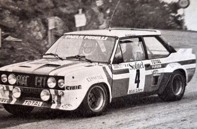 Michèle Mouton - Françoise Conconi
23º Critérium des Cévennes 1980. Fiat 131 Abarth.
Dominaba la prueba desde el primer tramo hasta el cuarto, teniendo que abandonar por rotura de dirección.

Del 22 al 23 de Noviembre, Montpellier.
Superficie: asfalto.

La prueba tenía un total de 716.00 km de los que 417.00 km divididos en 15 tramos eran especiales.

Tomaron la salida 276 equipos, finalizaron 116.
@
Palabras clave: Michele_Mouton;Criterium_Cevennes;Fiat;Abarth;1980