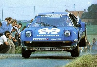 Francis Vincent - Willy Huret
19º Ypres 24 Horas Rally 1983. Ferrari 308 GTB (8803 KL 92). Clasificado 3º.
Ferrari France - Pozzi

Del 24 al 26 de Junio, Ypres, Bélgica.
Superficie: asfalto.

El Rally tenía 512.00 km cronometrados divididos en dos etapas y 53 tramos especiales.

Tomaron la salida 176 equipos, finalizaron 77.@
Palabras clave: Ferrari;GTB;Ypres;Grupo_B;1983