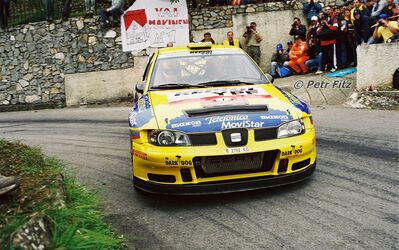 Didier Auriol - Denis Giraudet
47º Rallye Sanremo - Rallye d'Italia 2000. Seat Cordoba WRC Evo3 (B-2702-XG). Clasificado 17º.

Del 19 al 22 de Octubre, Sanremo.
Superficie: asfalto.

El Rally tenia un total de 1065.75 Km de los que 382.79 Km divididos en 17 tramos eran especiales (uno de ellos fue cancelado SS15 Langan 2 de 37.81 Km.

Se inscribieron 123 equipos, tomaron la salida 115, finalizaron 62.

© Petr Fitz
@@
Palabras clave: Didier_Auriol;Seat;Cordoba;Sanremo;WRC;2000