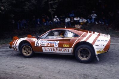 Jean-Claude Andruet - Denise Emmanuelli
11º Rally 4 Regioni 1981. Ferrari 308 GTB (1762 JY 92) . Clasificado 1º.

Del 14 al 16 de Mayo, Salice Terme, Pàvia, Italia.
Superficie: asfalto.

Tomaron la salida 92 equipos, finalizaron 47.@
Palabras clave: ;Ferrari;GTB;Regioni;1981
