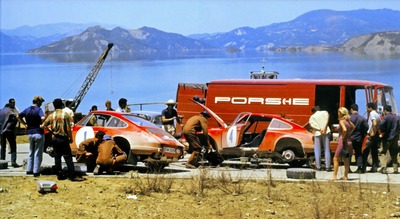 Asistencia del Equipo Porsche System Engineering en el 17º Acropolis Rally 1969
En los Porsche 911 S de:

1# (S-M 2929) Pauli Toivonen - Martti Kolari, clasificado 1º.

4# Gérard Larrouse - Jean-Claude Perramond, abandonó por el depósito del combustible.

Del 29 de Mayo al 1 de Junio, Grecia.
Superficie: tierra.

Tomaron la salida 72 equipos, finalizaron 22.
@@
Palabras clave: Porsche;Grecia;Acropolis;1969;Asistencias