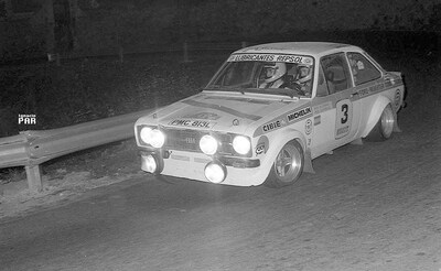 Pio Alonso - Pol Varela
20º Rallye 2000 Viratges 1978. Ford Escort RS 1800 MKII (PMC 813L) de "Reverter Competición". Clasificado 1º.

Del 4 al 5 de Noviembre, Manresa, Barcelona, Catalunya, España.
Superficie: tierra - asfalto.

Tomaron la salida 72 equipos, finalizaron 32.

© Ignacio Par
@
Palabras clave: Ford;Escort;MKII;2000_Viratges;1978