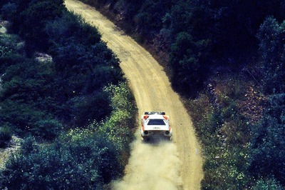 Tassos Livieratos "Siroco" - Emmanouel (Manólis) Makrinos
27º Acropolis Rally 1980. Lancia Stratos HF. Clasificado 9º.

Del 26 al 29 de Mayo, Atenas, Grecia.
Superficie: tierra.

El Rally tenia un total de 2743.86 km de los que 964 km divididos en 56 tramos eran especiales, (una de ellas fue cancelada SS55 Railway de 9,20 Km).

Se inscribieron 154 equipos, tomaron la salida 148, finalizaron 37.@
Palabras clave: Lancia;Stratos;Acropolis;Grecia;1980