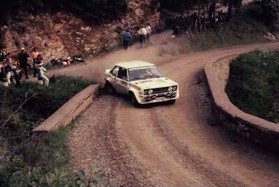 Adartico Vudafieri - Arnaldo Bernacchini
14º Rallye dell'Isola d'Elba 1981. Fiat 131 Abarth (TO P35975). Clasificado 1º.
Jolly Club

Del 22 al 24 de Abril, Campo di Marina, Toscana, Livorno, Italia.
Superficie: asfalto - tierra.

Tomaron la salida 112 equipos, finalizaron 33.@
Palabras clave: Elba;Fiat;1981