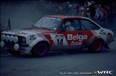 Robert Droogmans - Ronny Joosten
12º Lotto Haspengouwrally 1983. Ford Escort RS 1800 MKII (NUG 573V). Clasificado 3º.
Ford Belga Team

Del 13 al 15 Mayo, Landen, Bélgica.

Superficie: asfalto y tierra con un total de 413.94 km cronometrados divididos en 33 tramos (uno de ellos fue cancelado SS11 Heers de 26.69 km).

Tomaron la salida 123 equipos, finalizaron 52.

© Filip Van den Bogaert
@
Palabras clave: Ford;Escort;MKII;Haspengouwrally;Belgica;1983