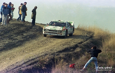 Massimo Ercolani - Loris Roggia
14º Marlboro San Marino Rally - Marlboro Challenge Trophy 1986. Lancia Rally 037. Clasificado 2º.
Jolly Club Totip

Del 6 al 9 de Noviembre, San Marino.
Superficie: tierra - asfalto.

El Rally constaba de 350 km cronometrados divididos en 24 tramos especiales.

Tomaron la salida 62, finalizaron 25.

© Giovanni Scarpari "fotosport"
@
Palabras clave: Lancia;Rally;Grupo_B;San_Marino;1986