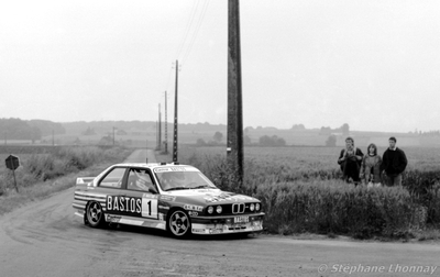 Patrick Snijers - Dany Colebunders
24º Ypres 24 Hours Rally 1988. BMW M3 E30 (GXI 9427). Clasificado 2º.
Bastos Racing Team

Del 24 al 26 de Junio, Ypres.
Superficie: asfalto.

El Rally constaba de 6 etapas con 375.15 km cronometrados divididos en 37 tramos especiales.

Tomaron la salida 138 equipos, finalizaron 73.

© Stéphane Lhonnay
@
Palabras clave: BMW;Ypres;1988