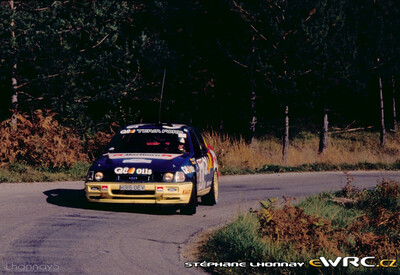 Mia Bardolet - Antonio Rodrí­guez
27º Rallye Catalunya - Costa Brava - Rallye de España 1991. Ford Sierra RS Cosworth 4x4 (H315 OEV). Clasificado 4º.
Q8 Team Ford

Primer año válido para el Campeonato Mundial de Rallyes.

Del 10 al 13 de Noviembre, Lloret de Mar, Girona, Catalunya, España.
Superficie: asfalto - tierra.

El Rally tenia un total de 1606.98 km de los que 594.01 km divididos en 35 tramos eran especiales (2 de ellos fueron cancelados SS4 Sant Hilari - Osor de 13.57 Km y SS29 Riera de Merles de 14.36 Km).

Tomaron la salida 76 equipos, finalizaron 33.

© Stéphane Lhonnay
@
Palabras clave: Ford;Sierra;Cosworth;Catalunya;Costa_Brava;1991;España;Spain