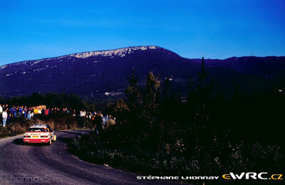 Mia Bardolet - Antonio Rodrí­guez
27º Rallye Catalunya - Costa Brava - Rallye de España 1991. Ford Sierra RS Cosworth 4x4 (H315 OEV). Clasificado 4º.
Q8 Team Ford

Primer año válido para el Campeonato Mundial de Rallyes.

Del 10 al 13 de Noviembre, Lloret de Mar, Girona, Catalunya, España.
Superficie: asfalto - tierra.

El Rally tenia un total de 1606.98 km de los que 594.01 km divididos en 35 tramos eran especiales (2 de ellos fueron cancelados SS4 Sant Hilari - Osor de 13.57 Km y SS29 Riera de Merles de 14.36 Km).

Tomaron la salida 76 equipos, finalizaron 33.

© Stéphane Lhonnay
@
Palabras clave: Ford;Sierra;Cosworth;Catalunya;Costa_Brava;1991;España;Spain