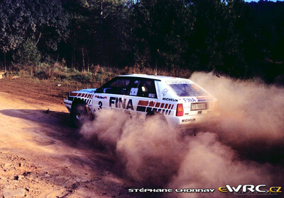 Andrea Aghini - Sauro Farnocchia
27º Rallye Catalunya - Costa Brava - Rallye de España 1991. Lancia Delta Integrale 16V (TO 99928R). Clasificado 5º.
Jolly Club

Del 10 al 13 Noviembre, Lloret de Mar, Catalunya, España.
Superficie: Asfalto - tierra.

El Rally tenia un total de 1606.98 km de los que 566.1 km divididos en 35 tramos eran especiales, (2 de ellas fueron canceladas SS4 Sant Hilari - Ossor de 13.57 Km y SS29 Riera de Merles de 14.36 Km).

Tomaron la salida 76 equipos, finalizaron 33.

© Stéphane Lhonnay
@
Palabras clave: Lancia;Delta;Integrale;Catalunya;1991;España;Spain