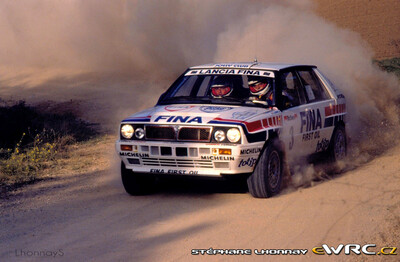 Andrea Aghini - Sauro Farnocchia
27º Rallye Catalunya - Costa Brava - Rallye de España 1991. Lancia Delta Integrale 16V (TO 99928R). Clasificado 5º.
Jolly Club

Del 10 al 13 Noviembre, Lloret de Mar, Catalunya, España.
Superficie: Asfalto - tierra.

El Rally tenia un total de 1606.98 km de los que 566.1 km divididos en 35 tramos eran especiales, (2 de ellas fueron canceladas SS4 Sant Hilari - Ossor de 13.57 Km y SS29 Riera de Merles de 14.36 Km).

Tomaron la salida 76 equipos, finalizaron 33.

© Stéphane Lhonnay
@
Palabras clave: Lancia;Delta;Integrale;Catalunya;1991;España;Spain