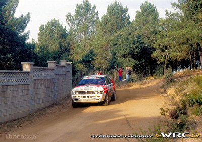 Luis Monzon - Alex Romani
27º Rallye Catalunya - Costa Brava - Rallye de España 1991. Lancia Delta HF Integrale 16v (TO 44775R). Clasificado 7º.
Escudería Telde

Del 10 al 13 de Noviembre, Lloret de Mar, Girona, Catalunya, España.
Superficie: asfalto - tierra.

El Rally tenia un total de 1606.98 km de los que 594.01 km divididos en 35 tramos eran especiales, (2 de ellas fueron canceladas SS4 Sant Hilari - Osor de 13.57 Km y SS29 Riera de Merles de 14.36 Km).

Tomaron la salida 76 equipos, finalizaron 33.

Foto en SS21 Castellnou - Castelladrall de 24.53 km

© Stéphane Lhonnay
@
Palabras clave: Lancia;Delta;Integrale;Catalunya;España;Spain;1991