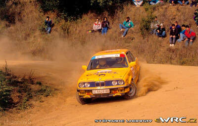Jose-Maria Ponce - Jose Carlos Deniz
27º Rallye Catalunya - Costa Brava - Rallye de España 1991. BMW 325i E30 (GC-6628-AB). clasificado 10º.
Sauermann Competición

Del 10 al 13 de Noviembre, Lloret de Mar, Girona, Catalunya, España.
Superficie: asfalto - tierra.

El Rally tenia un total de 1606.98 km de los que 594.01 km divididos en 35 tramos eran especiales, (2 de ellas fueron canceladas SS4 Sant Hilari - Osor de 13.57 Km y SS29 Riera de Merles de 14.36 Km).

Tomaron la salida 76 equipos, finalizaron 33.

© Stéphane Lhonnay
@
Palabras clave: Catalunya;Costa_Brava;BMW;1991;España;Spain
