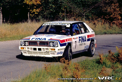 Gustavo Trelles - Daniel Muzio
27º Rallye Catalunya - Costa Brava - Rallye de España 1991. Lancia Delta Integrale 16V (TO 44774R). Abandonó por el embrague en SS32 La Creu de Lloret de 11.00 km.
Jolly Club

Del 10 al 13 de Noviembre, Lloret de Mar, Girona, Catalunya, España.
Superficie: asfalto - tierra.

El Rally tenia un total de 1606.98 km de los que 594.01 km divididos en 35 tramos eran especiales, (2 de ellas fueron canceladas SS4 Sant Hilari - Osor de 13.57 Km y SS29 Riera de Merles de 14.36 Km).

Tomaron la salida 76 equipos, finalizaron 33.

© Stéphane Lhonnay
@
Palabras clave: Lancia;Delta;Integrale;Catalunya;1991;España;Spain
