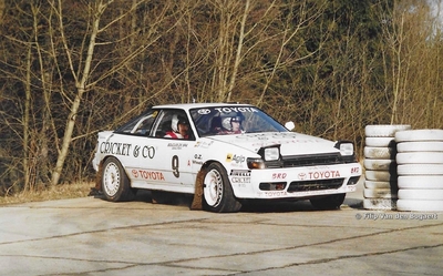 Renaud Verreydt - Georges Biar
35º Boucles de Spa Alphonse Delettre 1992. Toyota Celica GT-4 "ST165" (DUA-883). Clasificado 1º.
Toyota Racing

Del 7 al 9 de Febrero, Spa, Bélgica.
Superficie: Asfalto con un total de 296.58 km cronometrados.

Tomaron la salida 88 equipos, finalizaron 54.

© Filip Van den Bogaert
@
Palabras clave: Toyota;Celica;ST165;Boucles_Spa;1992