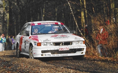 Guy Colsoul - Eddy Borremans
35º Boucles de Spa Alphonse Delettre 1992. Mitsubishi Galant VR-4 (CRS-174). Clasificado 7º.
Ecurie Hesbaye

Del 7 al 9 de Febrero, Spa, Bélgica.
Superficie: Asfalto con un total de 296.58 km cronometrados.

Tomaron la salida 88 equipos, finalizaron 54.

© Filip Van den Bogaert
@
Palabras clave: Mitsubishi;Galant;Boucles_Spa;1992