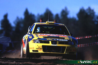 Toni Gardemeister - Paavo Lukander
49º Neste Rally Finland 1999. Seat Cordoba WRC Evo2 (B-8139-UW). Clasificado 6º.
Peugeot Esso

Del 20 al 22 de Agosto, Jyväskylä.
Superficie: tierra.

El Rally tenia un total de 1218.42 km de los que 377.26 km divididos en 23 tramos eran especiales.

Se inscribieron 131 equipos, tomaron la salida 129, finalizaron 64.

© eWRC
@@
Palabras clave: Seat;Cordoba;WRC;Finlandia;1999