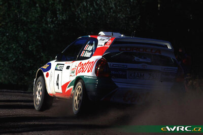 Didier Auriol - Denis Giraudet
49º Neste Rally Finland 1999. Toyota Corolla WRC (K-AM 791). Abandonó en SS22 Tammimäki 2 de 9.27 km.
Desconocemos el motivo de dicho abandono.
Toyota Castrol Team

Del 20 al 22 de Agosto, Jyväskylä.
Superficie: tierra.

El Rally tenia un total de 1218.42 km de los que 377.26 km divididos en 23 tramos eran especiales.

Se inscribieron 131 equipos, tomaron la salida 129, finalizaron 64.

© eWRC
@@
Palabras clave: Toyota;Corolla;WRC;Finlandia;1999