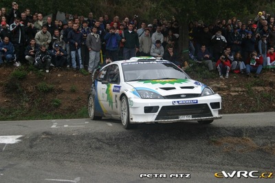François Duval - Stéphane Prévot
47º Tour de Corse - Rallye de France 2003. Ford Focus RS WRC 03 (EJ02 KMU). Clasificado 3º.
Ford Motor Co. Ltd.

Del 17 al 19 de Octubre, Ajaccio.
Superficie: asfalto.

El Rally tení­a un total de 971.75 km de los que 397.40 km divididos en 16 tramos eran especiales.

Se inscribieron 71 equipos, tomaron la salida 62, finalizaron 34.

© Petr Fitz
@@
Palabras clave: ;Ford;Focus;WRC;Corse;Corcega;2003