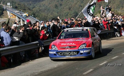 Carlos Sainz - Marc Martí
40º Rally Catalunya - Costa Brava - Rally de España 2004. Citroën Xsara WRC (76 CXN 78). Clasificado 3º.
Citroën Total WRT

Del 29 al 31 de Octubre, Lloret de Mar, Girona, Catalunya, España.
Superficie: asfalto.

El Rally tenia un total de 1688.29 km de los que 384.08 km divididos en 20 tramos eran especiales (una de ellas fue cancelada SS10 Sant Julia 1 de 32.90 Km).

Se inscribieron 55 equipos, tomaron la salida 52, finalizaron 36.

© Petr Lusk
@
Palabras clave: Citroen;WRC;Catalunya;España;Spain;2004