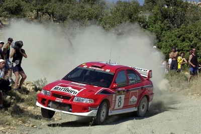 Freddy Loix - Sven Smeets
29º Cyprus Rally 2001. Mitsubishi Carisma GT Evo VI. Clasificado 5º.

Del 31 de Mayo al 3 de Junio
Superficie: tierra.

El Rally tenia un total de 341.38 km divididos en 3 etapas y 22 tramos cronometrados.

Tomaron la salida 76 equipos, finalizaron 30.@
Palabras clave: ;Mitsubishi;Carisma;Chipre;2001