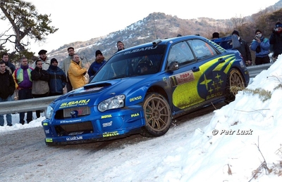 Petter Solberg - Phil Mills
72º Rallye Automobile de Monte-Carlo 2004. Subaru Impreza S9 WRC 03 (S 400 WRT). Clasificado 7º.

Del 23 al 25 de Enero, Monaco.
Superficie: asfalto.

El Rally tenia un total de 1,331.92 Km de los que 389.12 Km divididos en 15 tramos, eran especiales (2 de ellos fueron cancelados SS1 Selonnet - Breziers 1 de 22.64 Km y SS10 Tourette du Chateau - St Antonin 2 de 24.80 Km. Uno de ellos se dio con tiempo de tramo teórico a todos los equipos, SS8 Tourette du Chateau - St Antonin 1 de 24.80 Km).

Se inscribieron 45 equipos, tomaron la salida 43, finalizaron 20.

© Petr Lusk
@
Palabras clave: Petter_Solberg;Phil_Mills;Subaru;Impreza;WRC;Montecarlo;2004;nieve