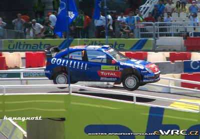 Sebastien Loeb - Daniel Elena
53º BP Ultimate Acropolis Rally of Greece 2006. Citröen Xsara WRC (831 DPT 78). Clasificado 2º.
Kronos Racing

Del 2 al 4 de Junio, Athens.
Superficie: tierra.

El Rally constabade 3 etapas con un tenia un total de 1279.29 km de los que 355.62 km divididos en 18 tramos eran cronometrados.

Se inscribieron 91 equipos, tomaron la salida 84, finalizaron 69.

© Kostas Anagnostopoulos
@
Palabras clave: Citroen;Xsara;WRC;Acropolis;Grecia;Atenas;2006;crash