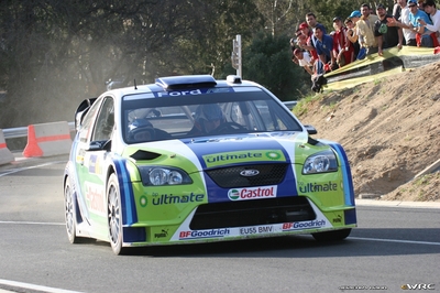 Marcus Grönholm - Timo Rautiainen
42º RallyRACC Catalunya - Costa Daurada 2006. Ford Focus RS WRC '06 (EU55 BMV). Clasificado 3º.
BP Ford World Rally Team

Del 24 al 26 de Marzo, Salou, Tarragona, Catalunya, España.
Superficie: asfalto.

El Rally tenia un total de 1376.14 Km de los que 346.43 Km divididos en 16 tramos eran especiales.

Se inscribieron 71 equipos, tomaron la salida 66, finalizaron 56.

© Joachim Hähn
@@
Palabras clave: Ford;Focus;WRC;Catalunya;España;Spain;2006