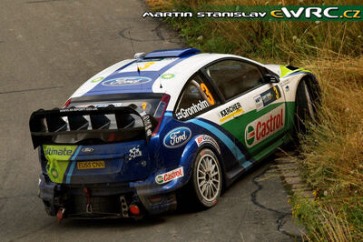 Marcus Grönholm - Timo Rautiainen
25º OMV ADAC Rallye Deutschland 2006. Ford Focus RS WRC '06 (EU55 CNN). Clasificado 3º.
BP Ford World Rally Team

Del 11 al 13 de Agosto, Trier, Rhineland-Palatinate.
Superficie: asfalto.

El Rally constaba de 3 etapas con un total de 1300.48 km de los que 349.11 km divididos en 19 tramos eran cronometrados.

Tomaron la salida 73 equipos, finalizaron 56.

© Martin Stanislav
@@
Palabras clave: Ford;Focus;WRC;Alemania;Deutschland;2006