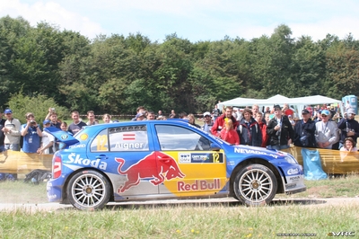 Andreas Aigner - Klaus Wicha
25º OMV ADAC Rallye Deutschland 2006. Skoda Fabia WRC (4S5 3381). Clasificado 6º.
Red Bull Skoda

Del 11 al 13 de Agosto, Trier, Rhineland-Palatinate.
Superficie: asfalto.

El Rally constaba de 3 etapas con un total de 1300.48 km de los que 349.11 km divididos en 19 tramos eran cronometrados.

Tomaron la salida 73 equipos, finalizaron 56.

© Joachim Hähn
@
Palabras clave: Skoda;Fabia;WRC;200