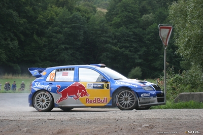 Andreas Aigner - Klaus Wicha
25º OMV ADAC Rallye Deutschland 2006. Skoda Fabia WRC (4S5 3381). Clasificado 6º.
Red Bull Skoda

Del 11 al 13 de Agosto, Trier, Rhineland-Palatinate.
Superficie: asfalto.

El Rally constaba de 3 etapas con un total de 1300.48 km de los que 349.11 km divididos en 19 tramos eran cronometrados.

Tomaron la salida 73 equipos, finalizaron 56.

© Joachim Hähn
@
Palabras clave: Skoda;Fabia;WRC;200