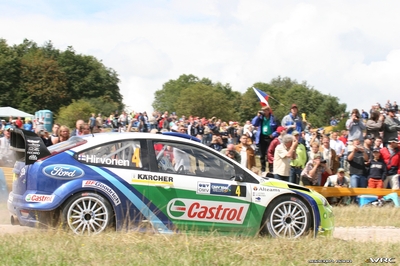 Mikko Hirvonen - Jarmo Lehtinen
25º OMV ADAC Rallye Deutschland 2006. Ford Focus RS WRC '06 (EU55 CNX). Clasificado 9º.
BP Ford World Rally Team

Del 11 al 13 de Agosto, Trier, Rhineland-Palatinate.
Superficie: asfalto.

El Rally constaba de 3 etapas con un total de 1300.48 km de los que 349.11 km divididos en 19 tramos eran cronometrados.

Tomaron la salida 73 equipos, finalizaron 56.

© Joachim Hähn
@
Palabras clave: Ford;Focus;WRC;Alemania;2006
