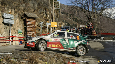 Jan Kopecký - Filip Schovánek
74º Rallye Automobile de Monte-Carlo 2006. Skoda Fabia WRC (4S8 9174). Clasificado 11º.
Czech RT Škoda Kopecký

Del 20 al 22 de Enero, Monaco.
Superficie: asfalto - nieve.

El Rally tenia un total de 1294.89 Km de los que 366.39 km divididos en 18 tramos eran especiales, (2 de ellas fueron canceladas SS3 Pierlas - Ilonse 1 de 23.22 Km y SS11 La Tour sur Tinee - Utelle 2 de 18.73 Km).

Se inscribieron 53 equipos, tomaron la salida 51, finalizaron 43.

© Petr Sagner
@
Palabras clave: Skoda;Fabia;WRC;Montecarlo;2006